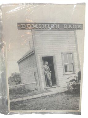Vintage Black & White Photographs Of Early 1900s Dominion & Toronto Banks Histor
